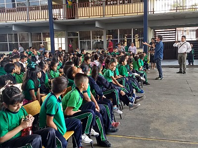 Cuenta cuentos Esc Prim Revolución (6)